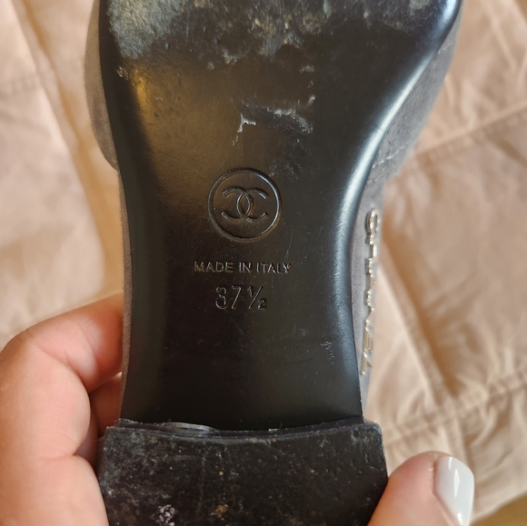 Chanel Flats In suede - Picture 12 of 16